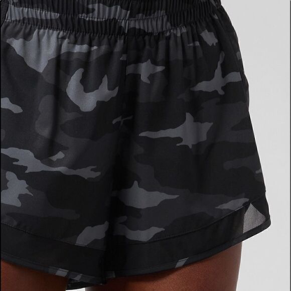 Athleta Printed Mesh Racer Run Short 4” - Picture 4 of 9